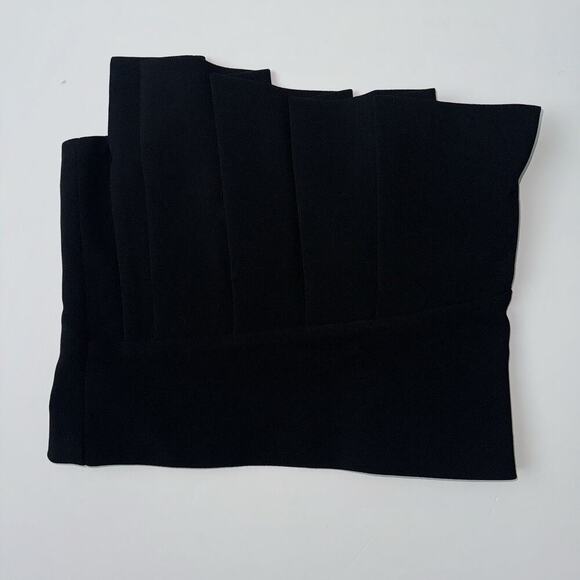 NWT Banana Republic Cropped Ruffle Top Black Woman’s Size 2 Zip Up Tube Top - Picture 2 of 10